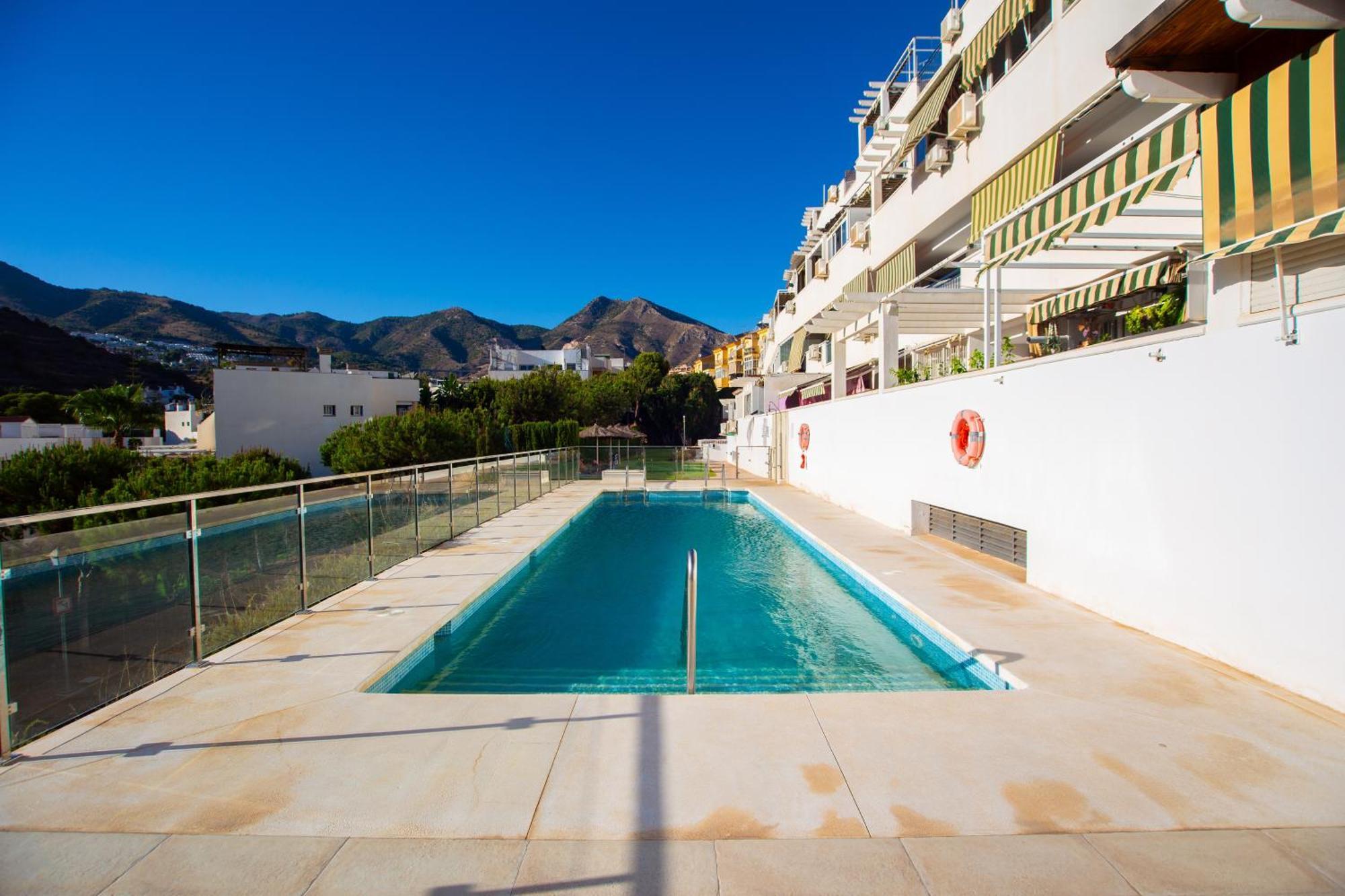 Benalhome - Tu Hogar Con Terraza Y Ducha Exterior Benalmadena Exterior photo